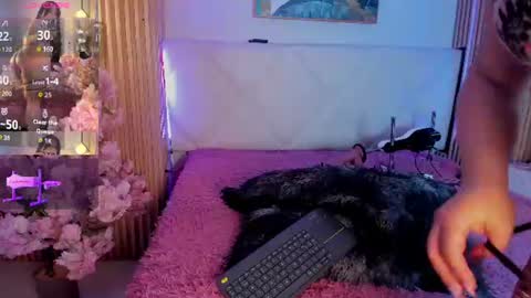 veronica_hill_ online show from July 1, 3:06 am