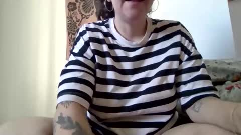 veronicadiscovery online show from April 21, 1:40 pm