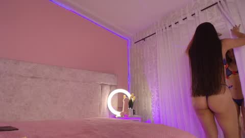 Vero  online show from October 31, 9:30 pm