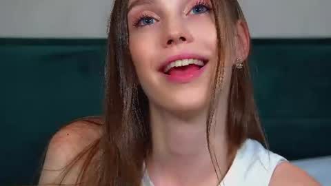 Veronica online show from July 31, 9:05 pm