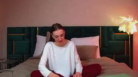 Veronica online show from August 1, 9:06 pm