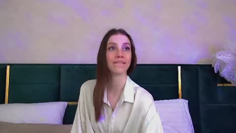Veronica online show from July 8, 8:44 pm