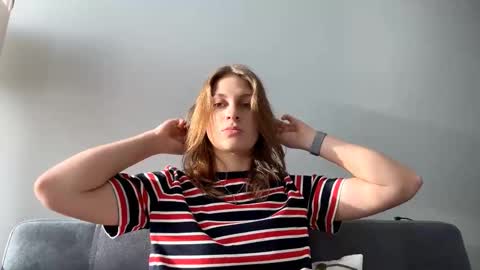 Kelly online show from March 13, 1:56 pm