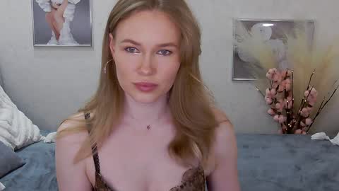 Veronika online show from February 3, 5:35 pm