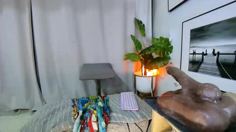 veronica online show from February 14, 5:53 am