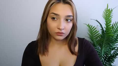 Ana online show from March 12, 1:14 pm