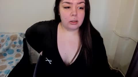 vexary online show from March 10, 3:05 pm