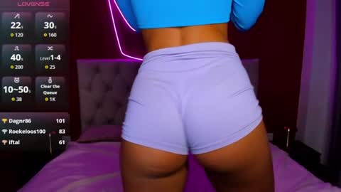 vickie_smith online show from July 18, 2:26 am