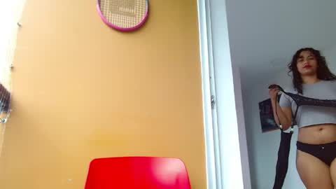 Vicky  online show from April 19, 9:06 pm