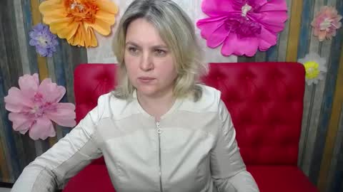 VickyRobins online show from March 18, 10:31 am