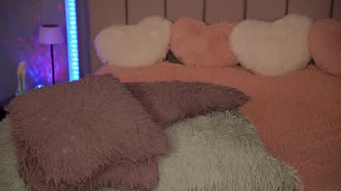 vickysecret96 online show from October 7, 8:24 pm