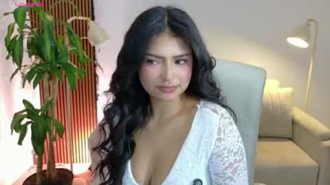 victoria online show from July 31, 3:02 pm