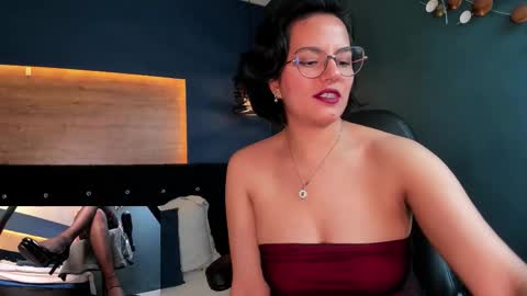 Victoria online show from October 27, 11:21 pm