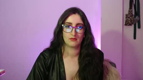 Victoria online show from September 10, 8:53 pm