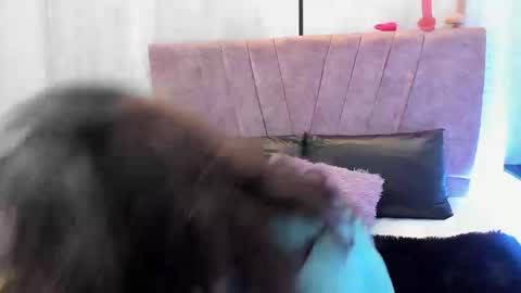 victoriaa_anderson_ online show from March 17, 2:10 pm