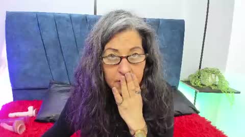 victoriaa_anderson_ online show from July 9, 9:50 pm