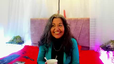 victoriaa_anderson_ online show from June 16, 2:40 pm