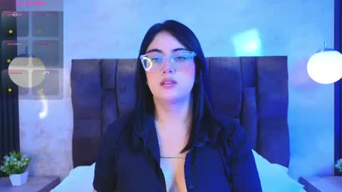 Victoria Andrade online show from July 14, 12:43 pm