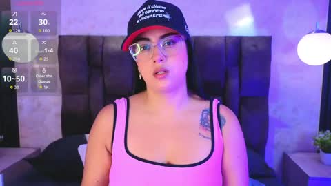 Victoria Andrade online show from May 1, 12:41 pm