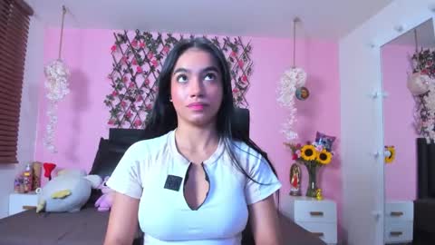 Vicky online show from March 17, 12:20 pm