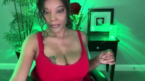 Victoria online show from October 29, 4:20 pm