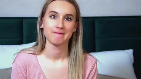 Victoria online show from October 19, 12:51 pm