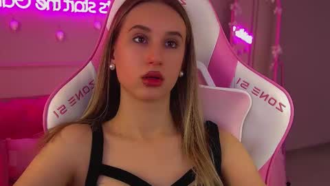 Victoria online show from December 15, 8:14 pm