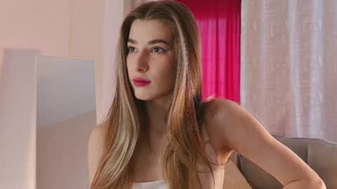 victoriahouston online show from June 25, 11:13 am