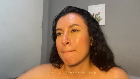 VICTORIA online show from December 16, 2:06 am