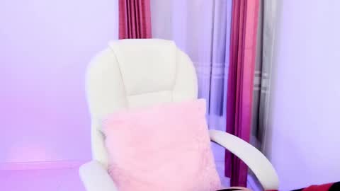 Snapshot of victoriarussell chatting on December 24, 2:33 pm Victoria but you can tell me Vicky Vic or just Tory online show from December 24, 2:33 pm