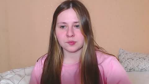 victoriassecrets_ online show from February 12, 3:28 pm