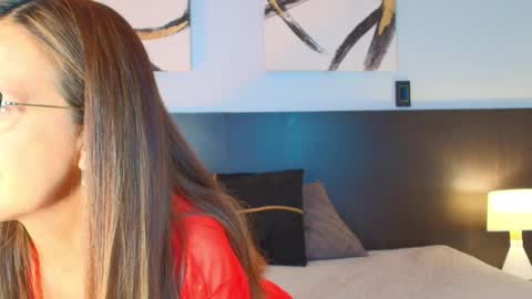 Vienna online show from December 18, 11:15 am