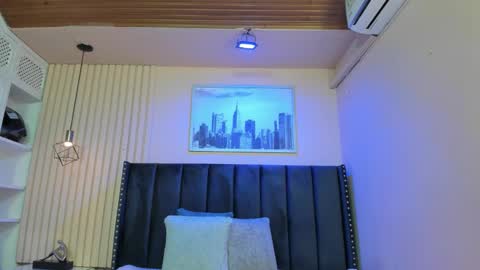 Viiolett online show from February 24, 7:34 pm