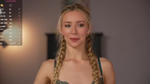 vika54784 online show from October 26, 6:42 am