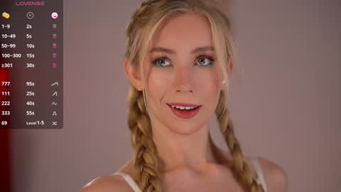 vika54784 online show from December 20, 3:10 am