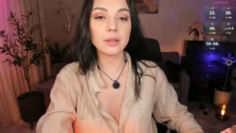 Viki Bellson online show from May 3, 7:17 pm