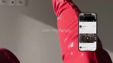 Diva Silvia online show from November 12, 4:16 pm