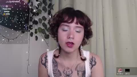 Violet online show from June 21, 8:07 am