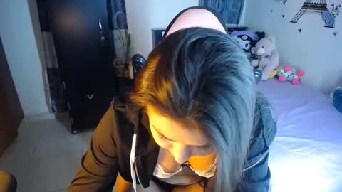 violeta.. online show from January 5, 11:08 pm