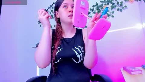 Violeta online show from March 9, 2:53 pm