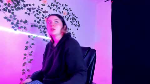 Violeta online show from March 15, 11:12 am