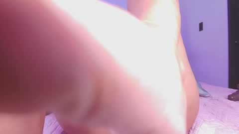 violeta london online show from December 5, 12:28 pm