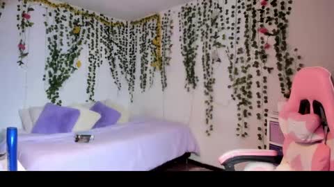 Violeta online show from April 30, 7:41 pm