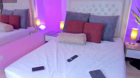Sofi online show from July 26, 3:36 am