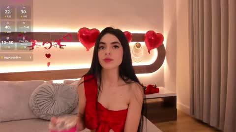 Violeta Sum online show from February 14, 1:35 pm