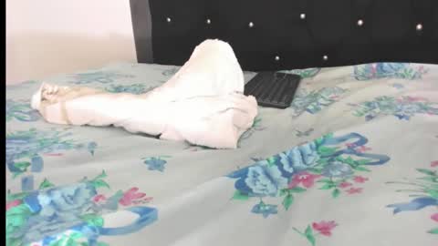 VioletaDums online show from January 13, 5:13 am