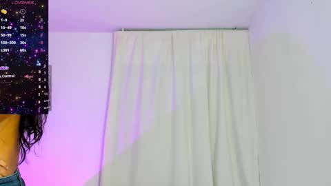 Snapshot of violetasotter chatting on February 21, 12:17 pm Violeta online show from February 21, 12:17 pm