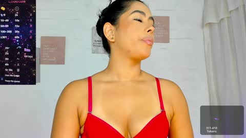 Snapshot of violetasotter chatting on January 16, 12:31 pm Violeta online show from January 16, 12:31 pm