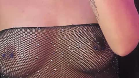 Snapshot of violetgrace__ chatting on September 21, 7:34 pm Your Princess Violet online show from September 21, 7:34 pm