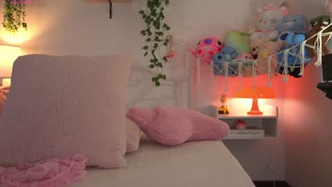 violeth___ online show from July 6, 12:21 pm